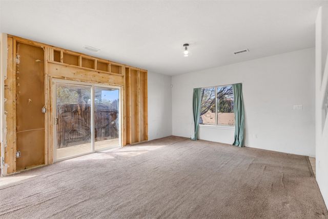 6427 Cerros Grandes, Santa Fe, NM 87507