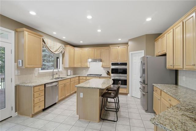 1005 Coleridge Way, Suwanee, GA 30024