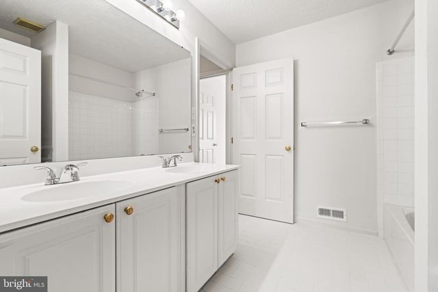 8224 SPADDERDOCK WAY, Laurel, MD 20724