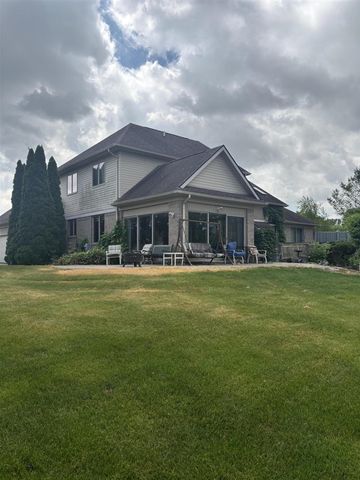9216 Mirage Lake Drive, Milan, MI 48160