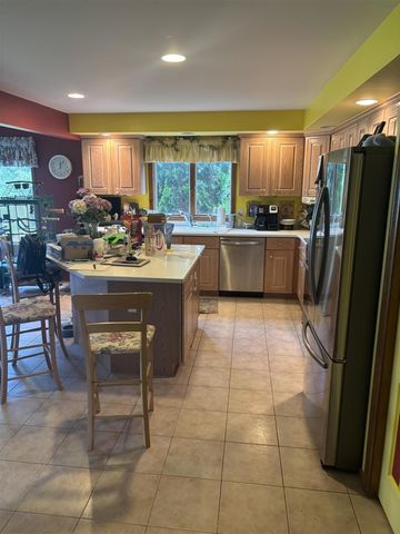 9216 Mirage Lake Drive, Milan, MI 48160