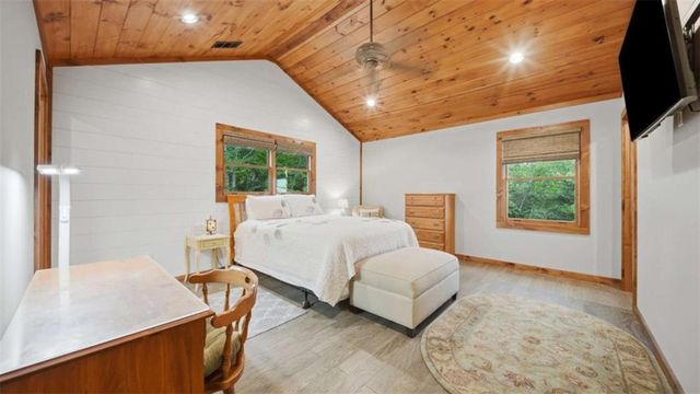 101 Toccoa Vista Lane, Mineral Bluff, GA 30559