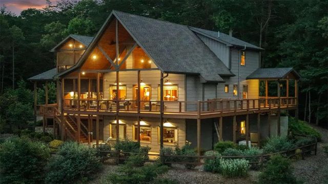 101 Toccoa Vista Lane, Mineral Bluff, GA 30559
