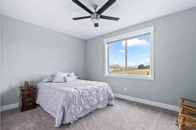 2111 Vinifera Blvd, Lewiston, ID 83501