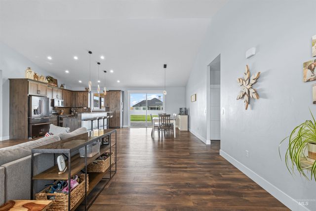 2111 Vinifera Blvd, Lewiston, ID 83501