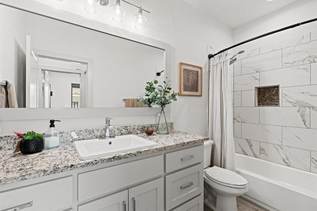 108 Dax DR, Liberty Hill, TX 78642