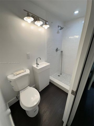 1955 Washington St, Hollywood, FL 33020