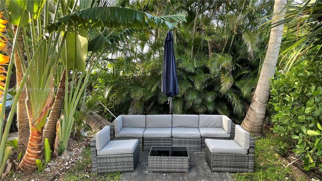 1955 Washington St, Hollywood, FL 33020