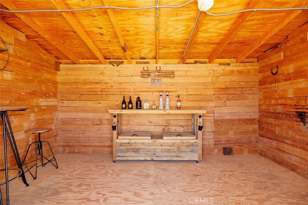 Image 24 of property listing at 58770 Gerrie Lane, Landers, CA 92285