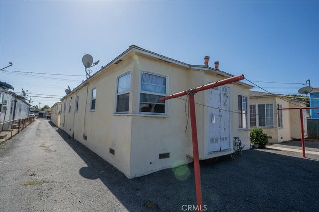 10901 S Freeman, Inglewood, CA 90304