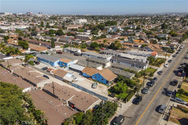 10901 S Freeman, Inglewood, CA 90304