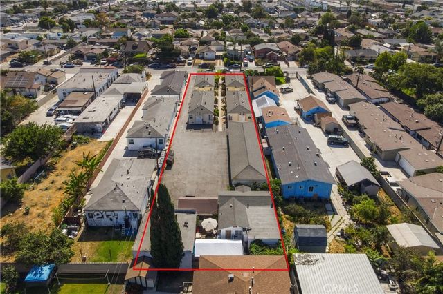 10901 S Freeman, Inglewood, CA 90304