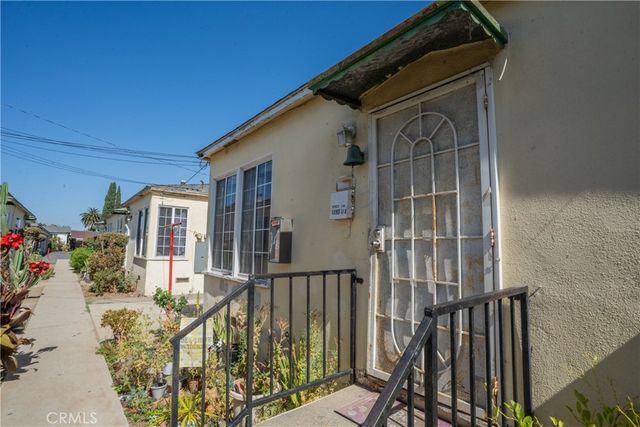 10901 S Freeman, Inglewood, CA 90304