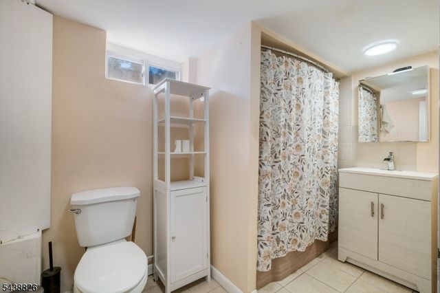 818 Sterling St, Plainfield City, NJ 07062