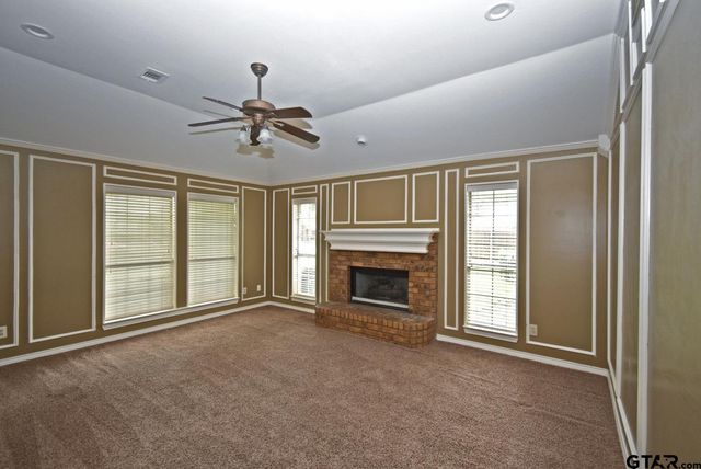 2902 Live Oak Dr, Rowlett, TX 75088