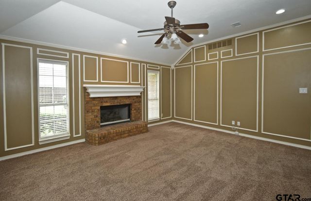 2902 Live Oak Dr, Rowlett, TX 75088
