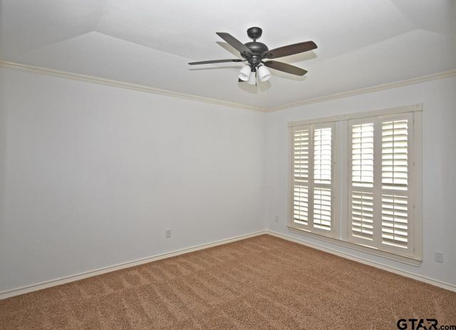 2902 Live Oak Dr, Rowlett, TX 75088