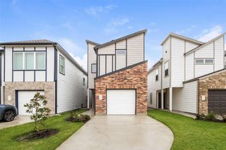 15225 Estrella East, Houston, TX 77073