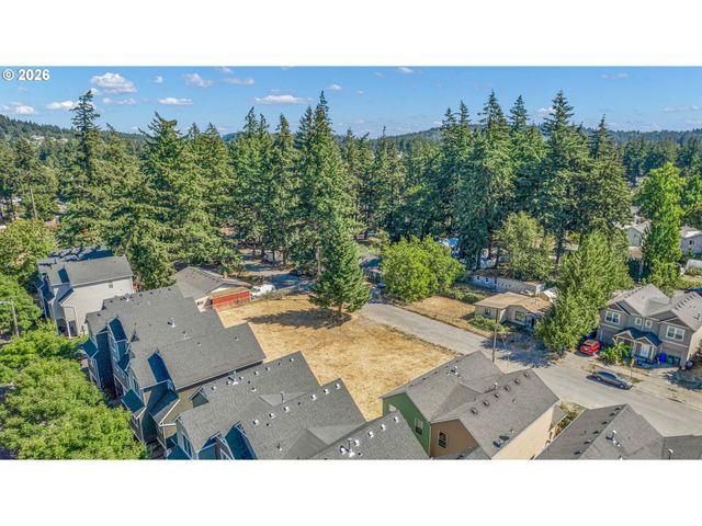 12333 Se SCHILLER St, Portland, OR 97236