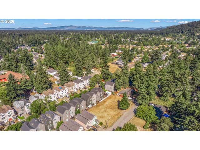 12333 Se SCHILLER St, Portland, OR 97236