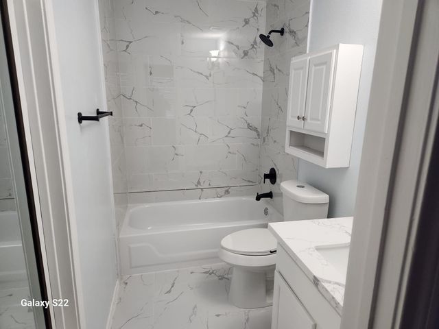 12755 Mill Ridge Drive 301, Cypress, TX 77429