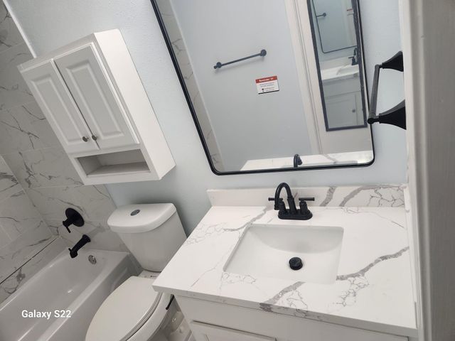 12755 Mill Ridge Drive 301, Cypress, TX 77429