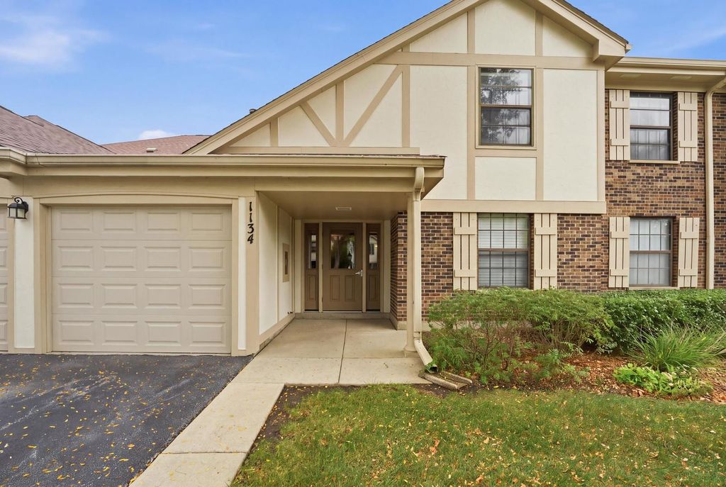 1134 HAWTHORNE Court B2, Wheeling, IL 60090 — exterior