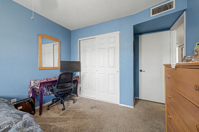 5221 E SAGUARO Circle, Phoenix, AZ 85044