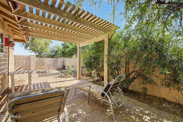 5221 E SAGUARO Circle, Phoenix, AZ 85044