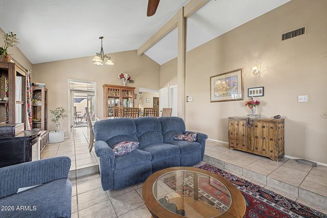 5221 E SAGUARO Circle, Phoenix, AZ 85044