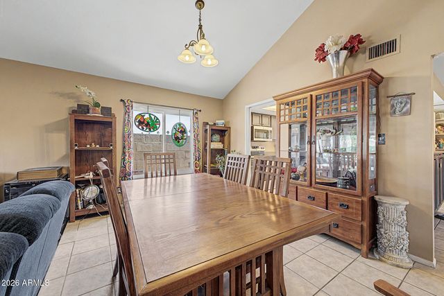 5221 E SAGUARO Circle, Phoenix, AZ 85044