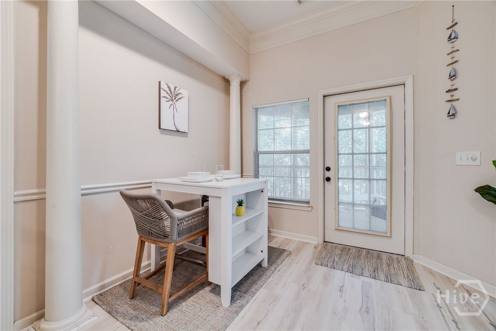 Image 12 of property listing at 3334 Whitemarsh Way, Savannah, GA 31410