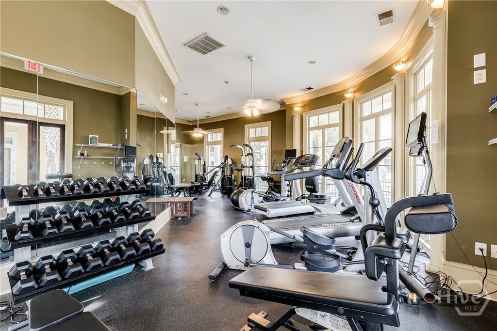 Image 35 of property listing at 3334 Whitemarsh Way, Savannah, GA 31410