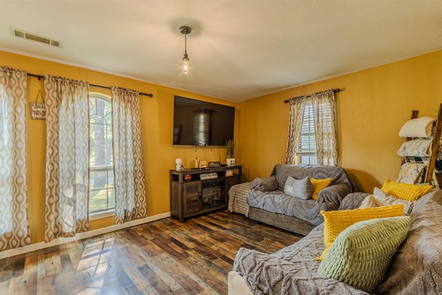 4100 Orion Dr, Paragould, AR 72450