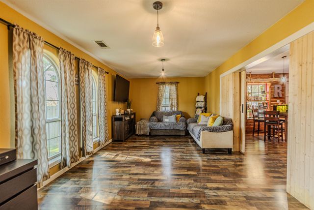 4100 Orion Dr, Paragould, AR 72450