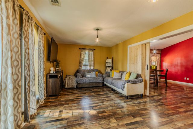 4100 Orion Dr, Paragould, AR 72450