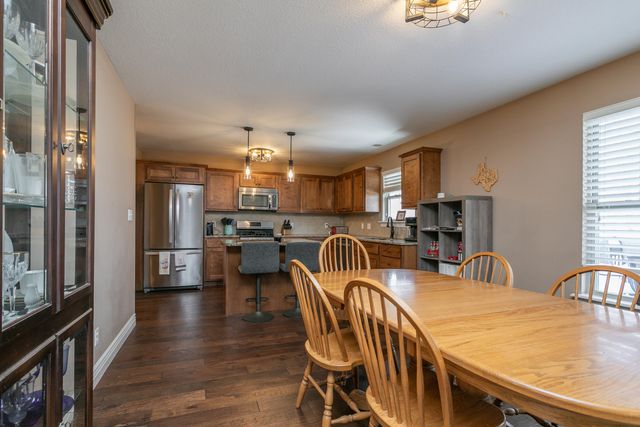 4601 MAPLE LEAF DR, Columbia, MO 65201