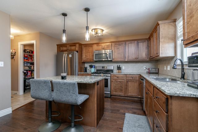 4601 MAPLE LEAF DR, Columbia, MO 65201