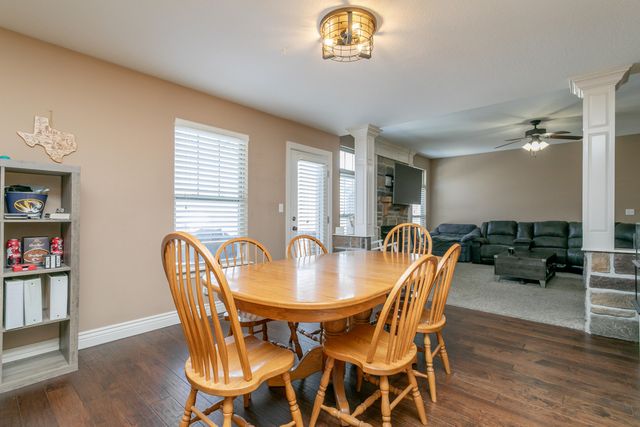 4601 MAPLE LEAF DR, Columbia, MO 65201