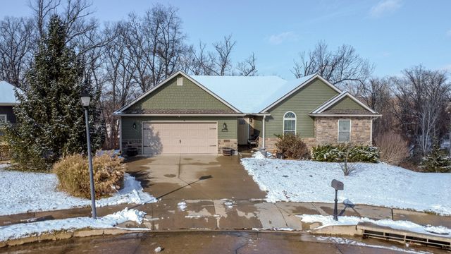 4601 MAPLE LEAF DR, Columbia, MO 65201