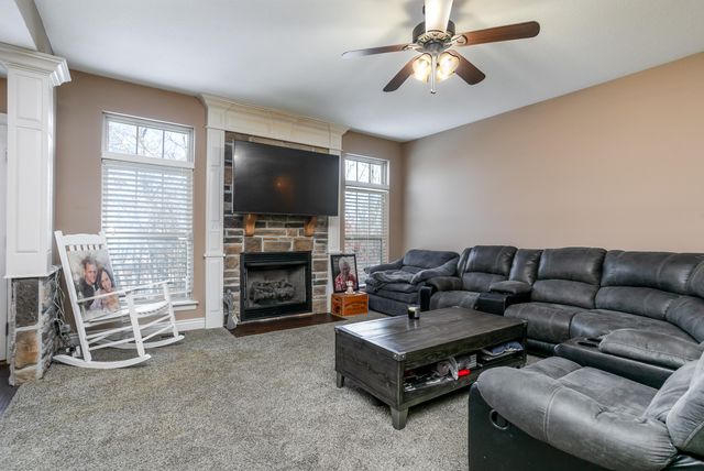 4601 MAPLE LEAF DR, Columbia, MO 65201