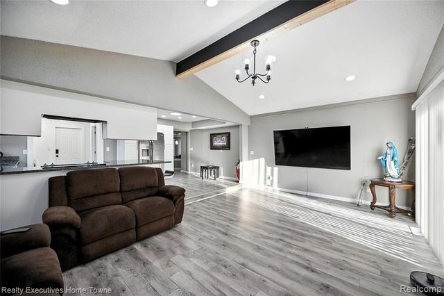 37011 Tricia Drive, Sterling Heights, MI 48310