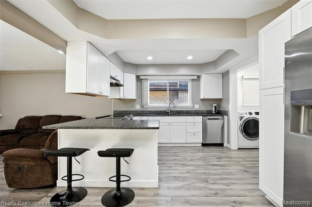 37011 Tricia Drive, Sterling Heights, MI 48310