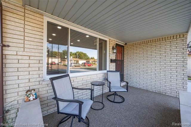 37011 Tricia Drive, Sterling Heights, MI 48310