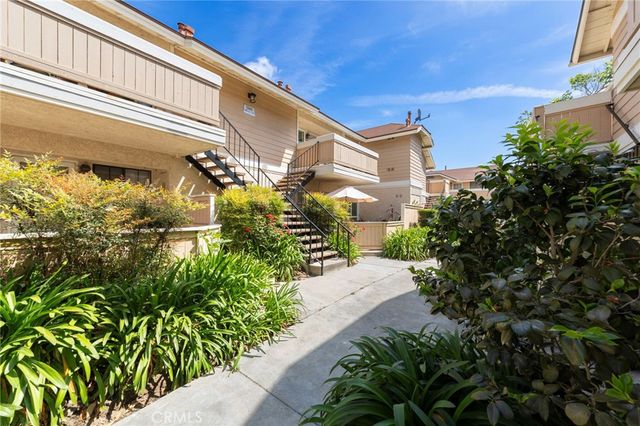 12640 Briarglen Loop D, Stanton, CA 90680