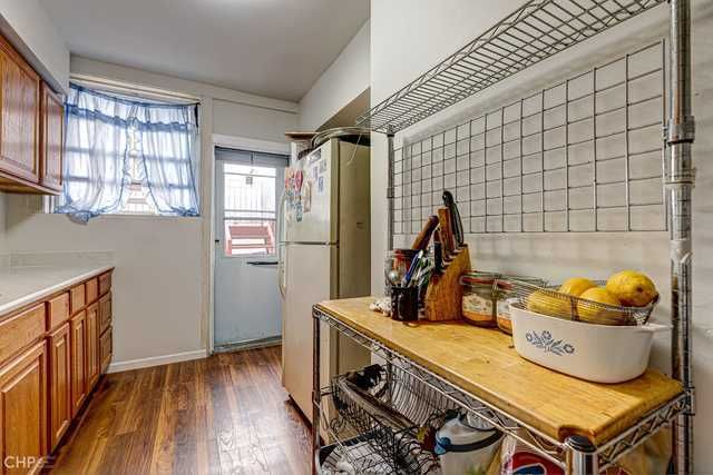 2832 N Mozart Street, Chicago, IL 60618