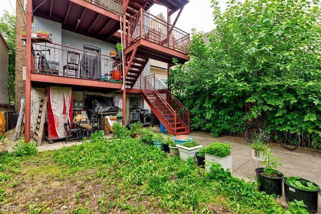 2832 N Mozart Street, Chicago, IL 60618