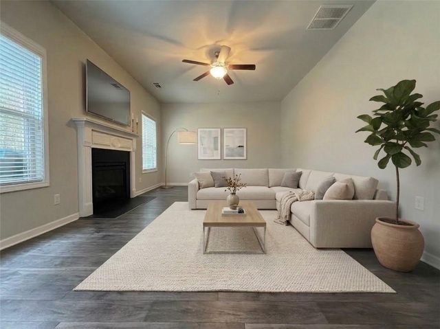 910 Walnut Woods Drive, Braselton, GA 30517