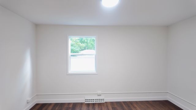 10703 W Woodland Avenue, Beach Park, IL 60087