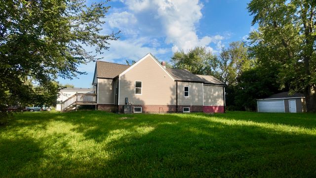 10703 W Woodland Avenue, Beach Park, IL 60087